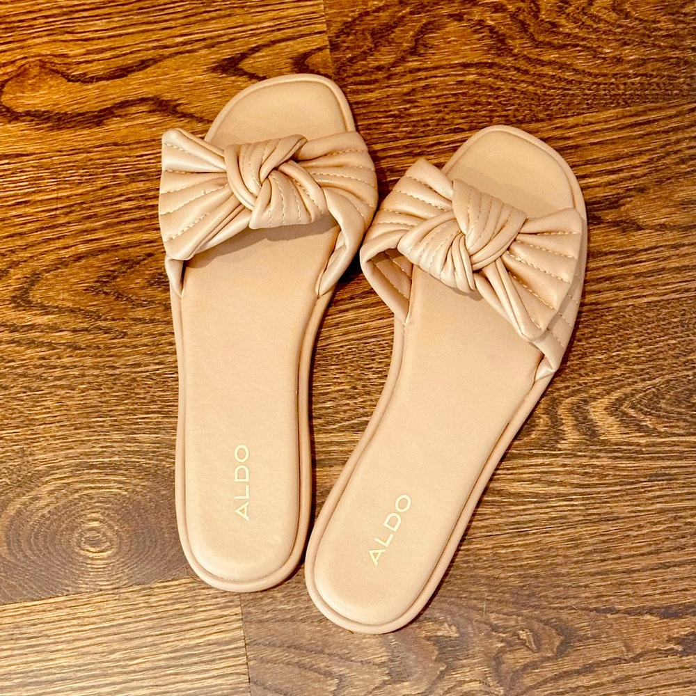ALDO twist bow sandals size 8